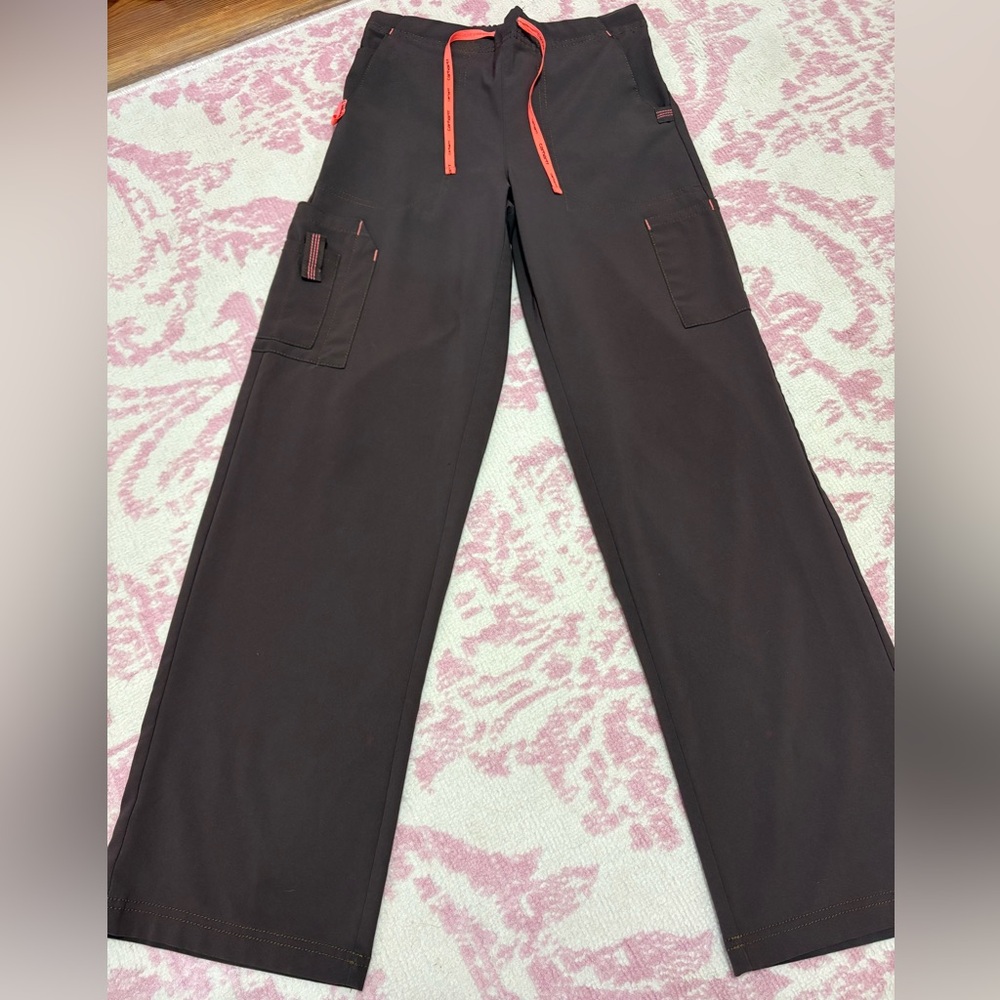 Carhartt Force Dark Brown Cargo Scrub Pants with Bright Orange Drawstring XS - Picture 6 of 11